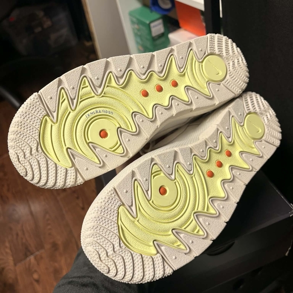 Nike Air Force 1 WILD Beige Sneakers - Picture 6 of 6